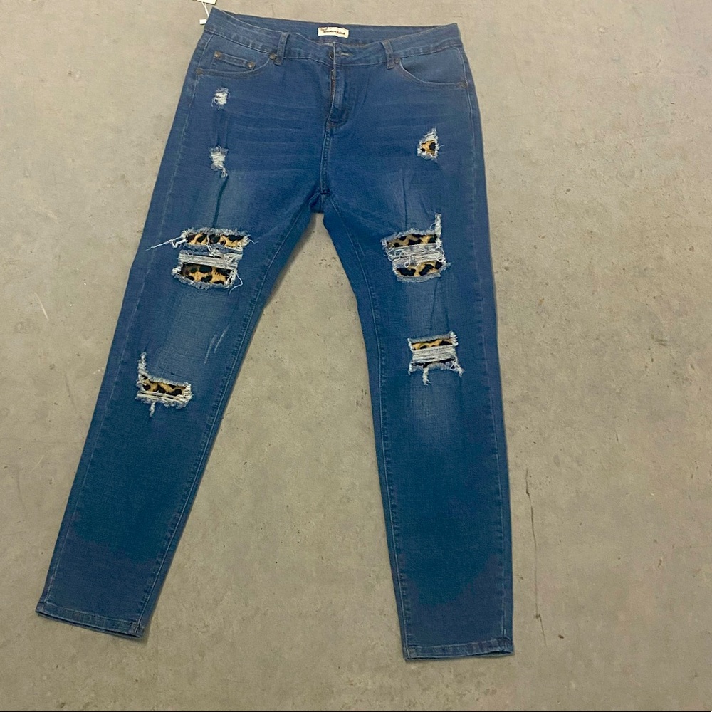 Southern Stitch Leopard Jeans Size L